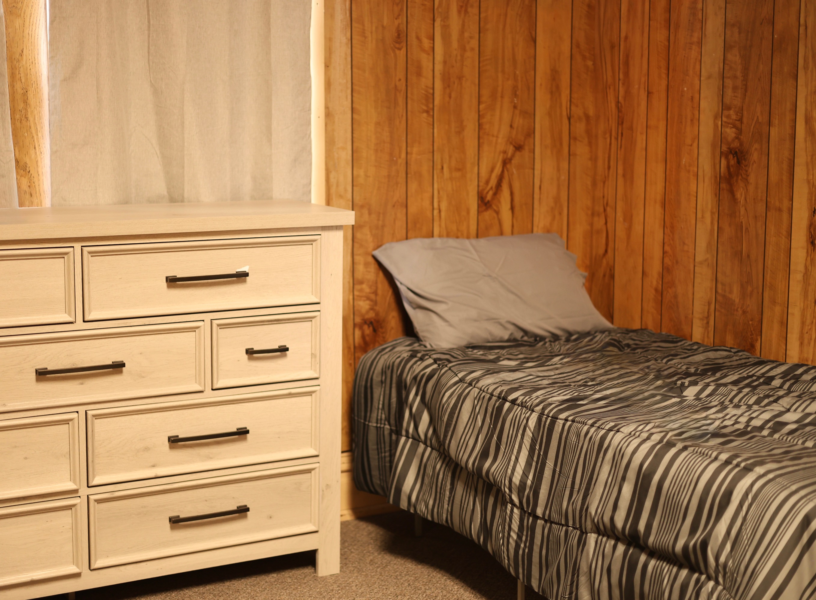 Mansfield bedroom with dresser